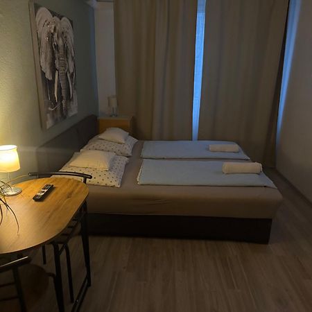 Hermina Apartmanok Westend Budapest Exterior photo