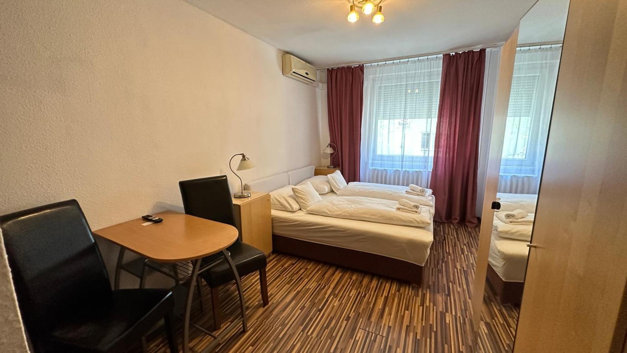 Hermina Apartmanok Westend Budapest Exterior photo