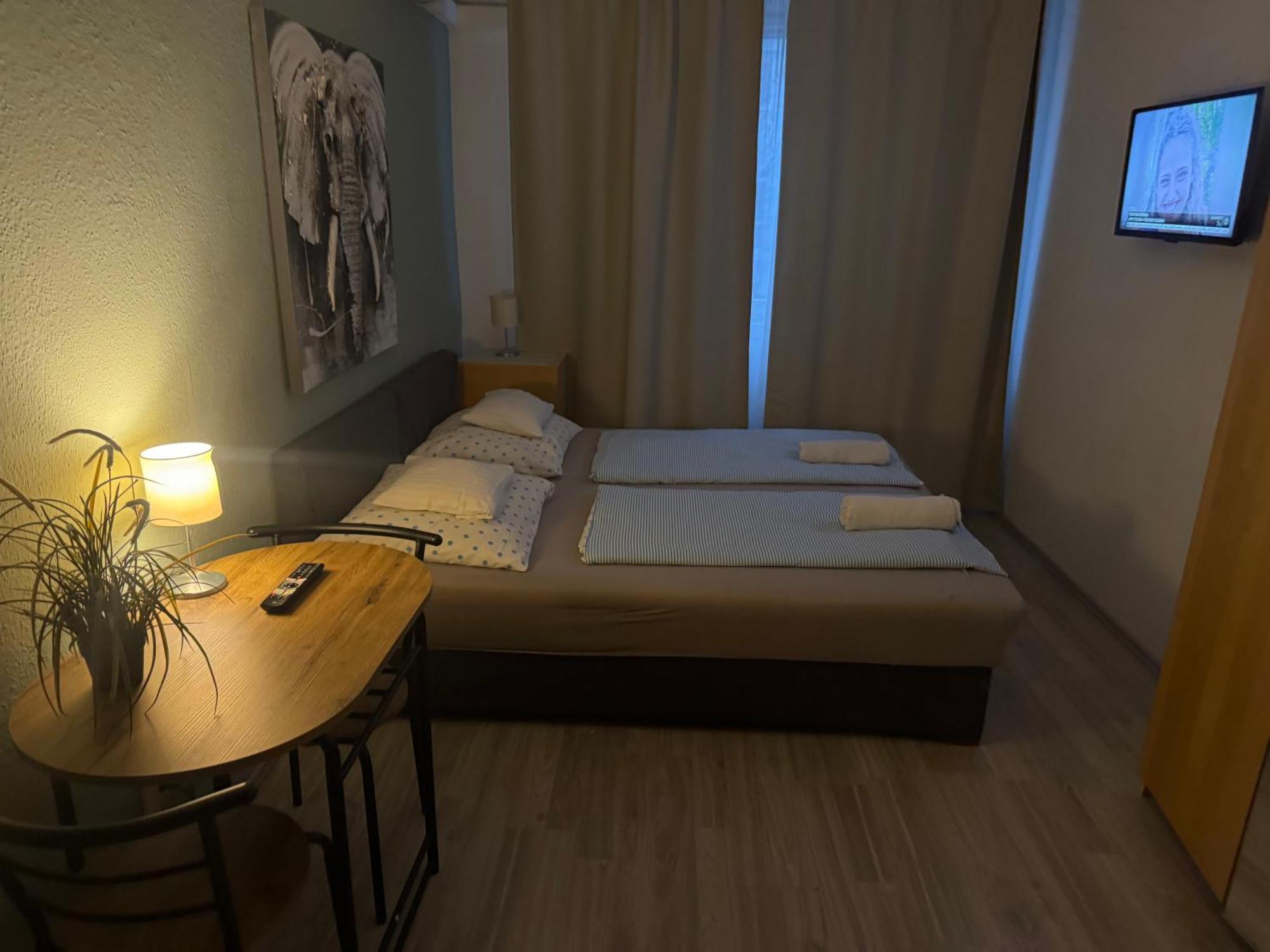 Hermina Apartmanok Westend Budapest Exterior photo